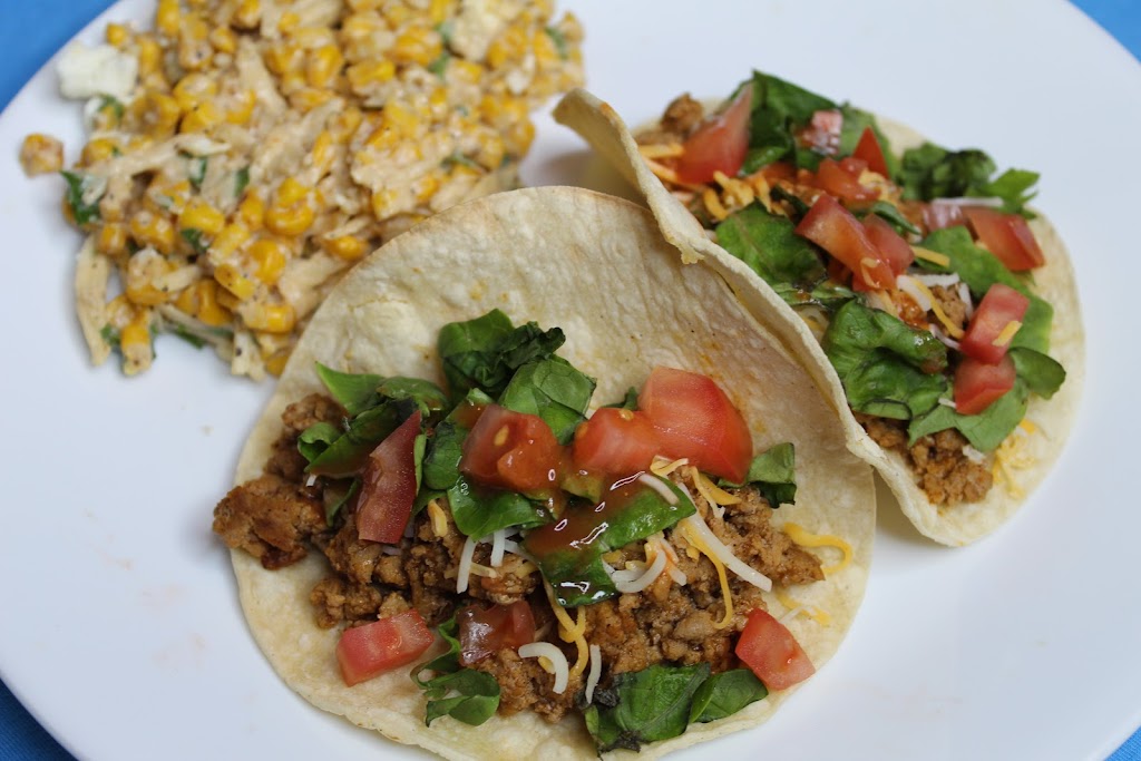 Mels Meals 716 | restaurant | 606 Amherst St, Buffalo, NY 14207, USA | 3475414207 OR +1 347-541-4207