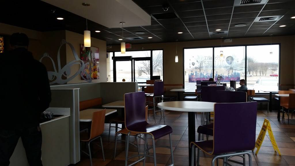 Taco Bell | meal takeaway | 7500 Commerce Dr, Olive Branch, MS 38654, USA | 6628954811 OR +1 662-895-4811