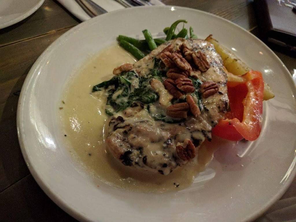 Fratelli Kanata | restaurant | 499 Terry Fox Dr, Kanata, ON K2T 1H7, Canada | 6135920225 OR +1 613-592-0225