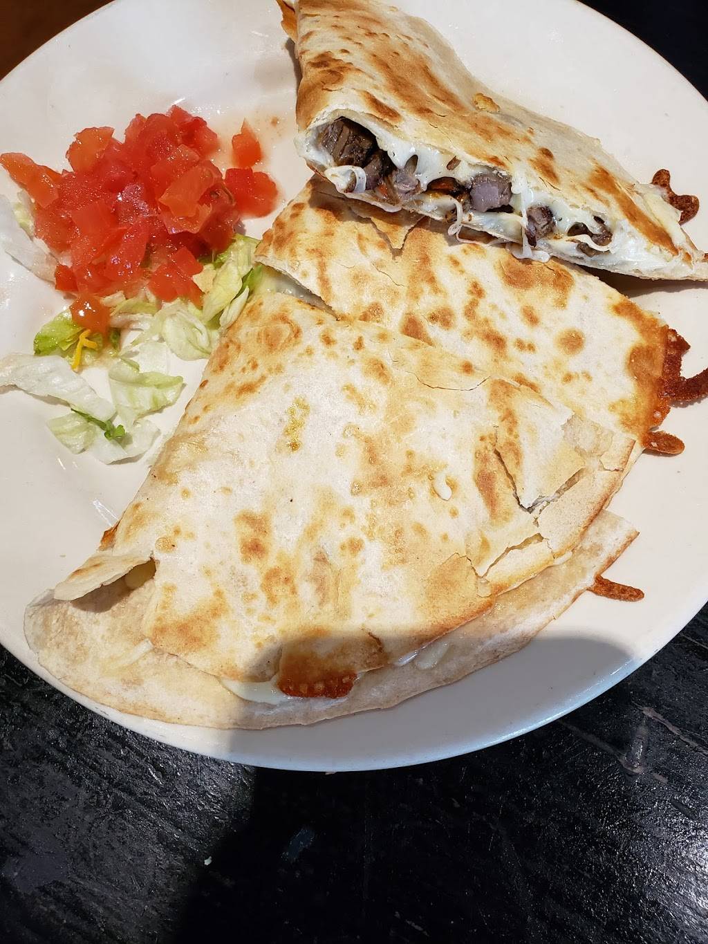 El Patio | restaurant | 100 W Magnolia St, Angleton, TX 77515, USA | 9798644400 OR +1 979-864-4400