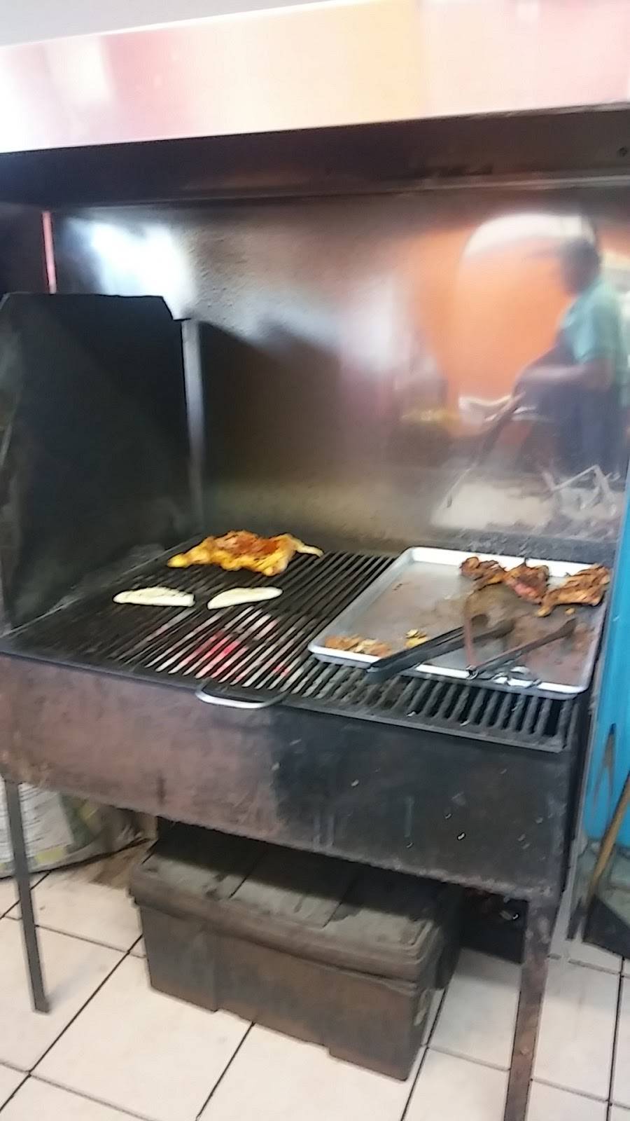 EL POLLO REAL | restaurant | Av. Álvaro Obregón 6592, Obrera, 22180 Tijuana, B.C., Mexico | 016642798801 OR +52 664 279 8801