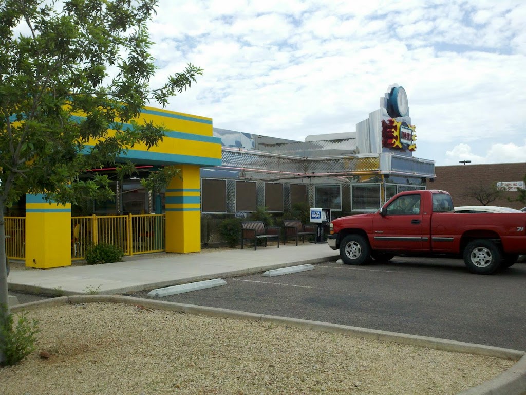 Papas 50S Diner LLC | restaurant | 3500 Canyon De Flores, Sierra Vista, AZ 85650, USA | 5203781950 OR +1 520-378-1950