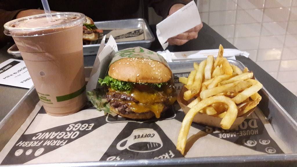 Super Duper Burgers | restaurant | 2304 Market St, San Francisco, CA 94114, USA | 4155588123 OR +1 415-558-8123