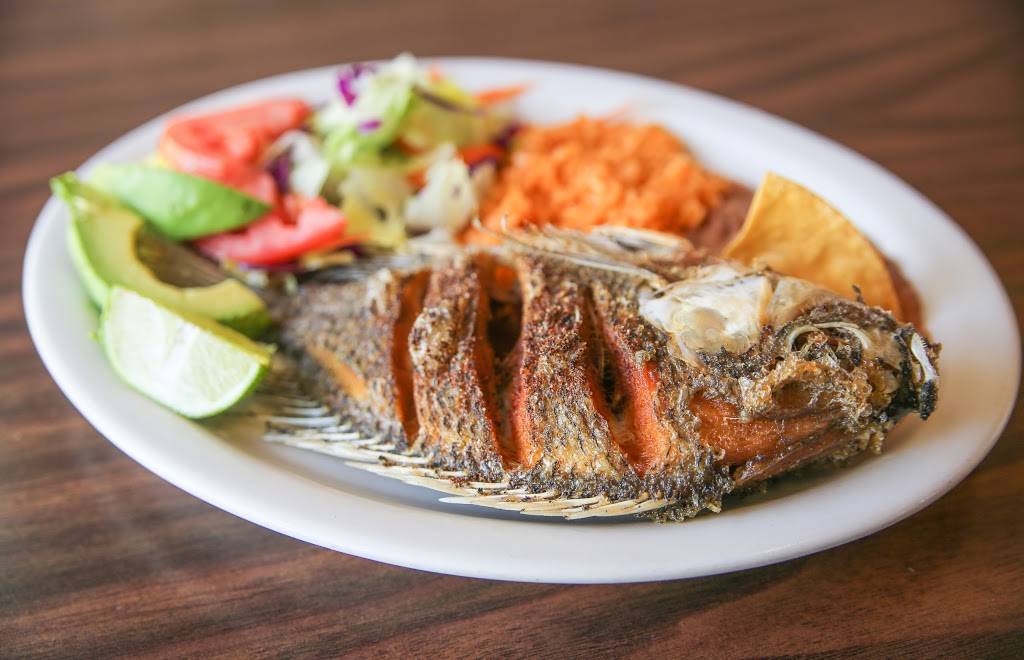 La Barca Birria & Mariscos | restaurant | 2400 Florin Rd f, Sacramento, CA 95822, USA | 9163917425 OR +1 916-391-7425