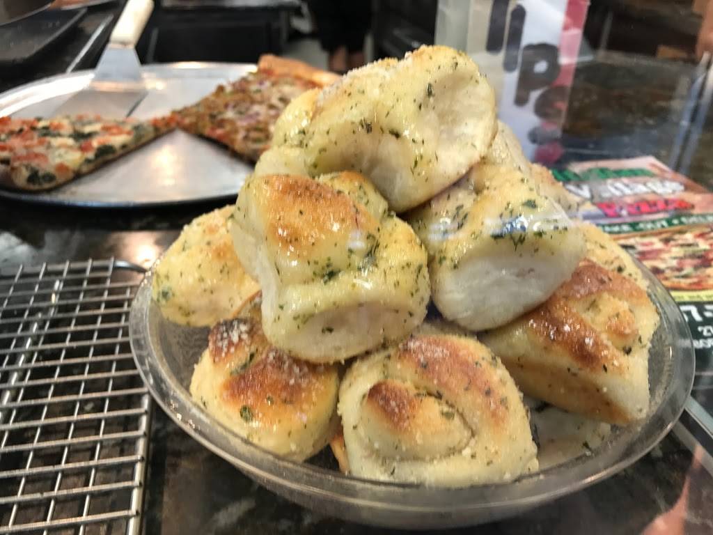 Italian Village Pizza | restaurant | 275 S Chickasaw Trail Ste 5, Orlando, FL 32825, USA | 4077378889 OR +1 407-737-8889