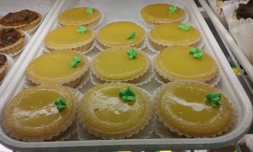 The Clinton House | restaurant | 2 W Main St, Clinton, NJ 08809, USA | 9087306230 OR +1 908-730-6230