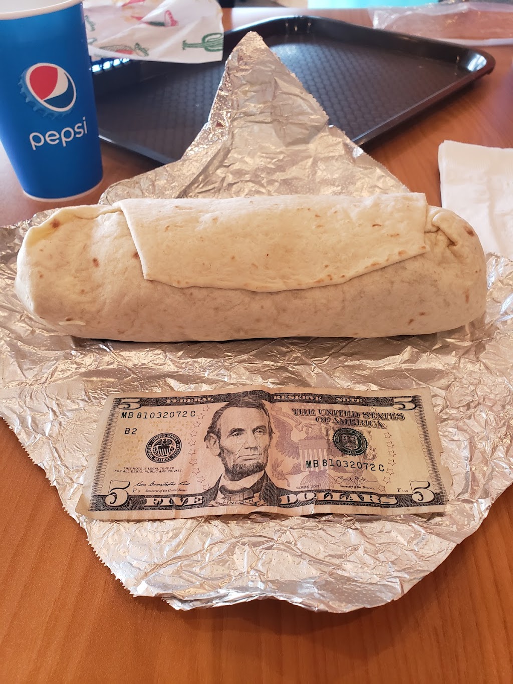 Guac N Roll | restaurant | 228 Paperjack Dr #1, New Richmond, WI 54017, USA | 7152435555 OR +1 715-243-5555