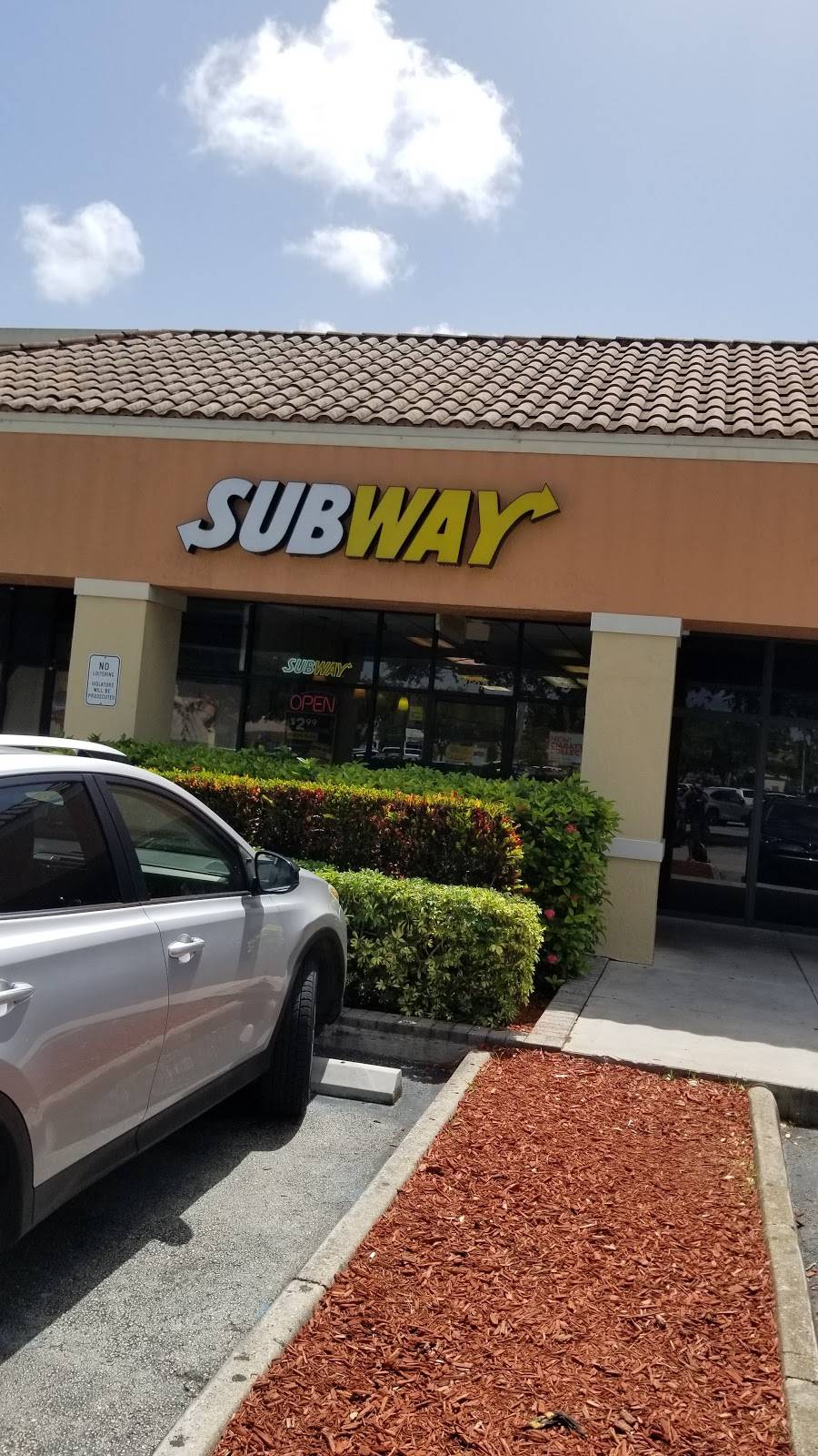 Subway | restaurant | 8527 NW 186th St, Hialeah, FL 33015, USA | 3058290553 OR +1 305-829-0553