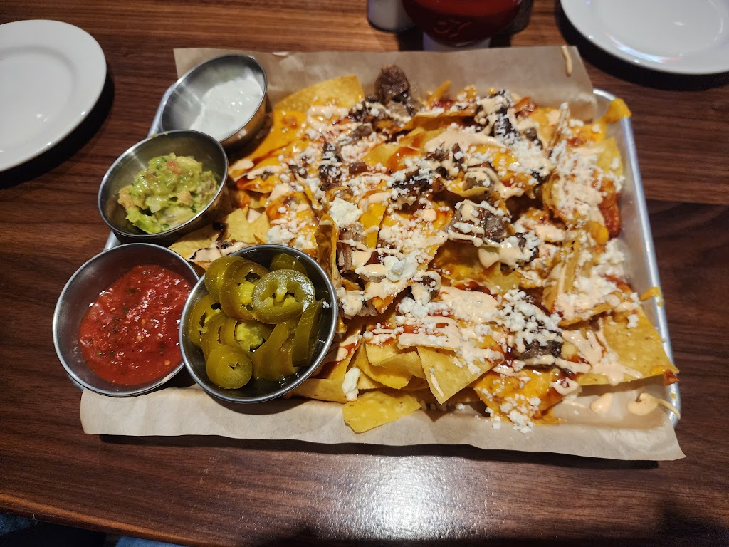 Toby Keiths I Love This Bar & Grill | restaurant | 1199 S I-35 Service Rd, Moore, OK 73160, USA | 4057990300 OR +1 405-799-0300