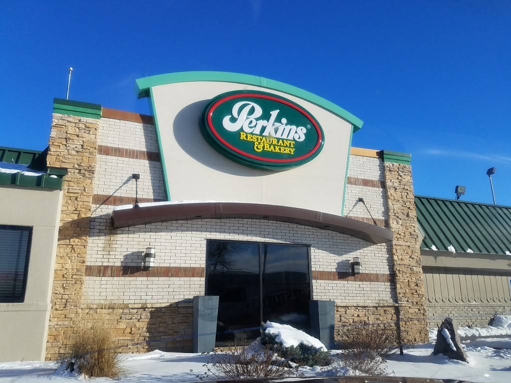 Perkins Restaurant & Bakery | restaurant | 30 Park Ave S, St Cloud, MN 56301, USA | 3202530300 OR +1 320-253-0300