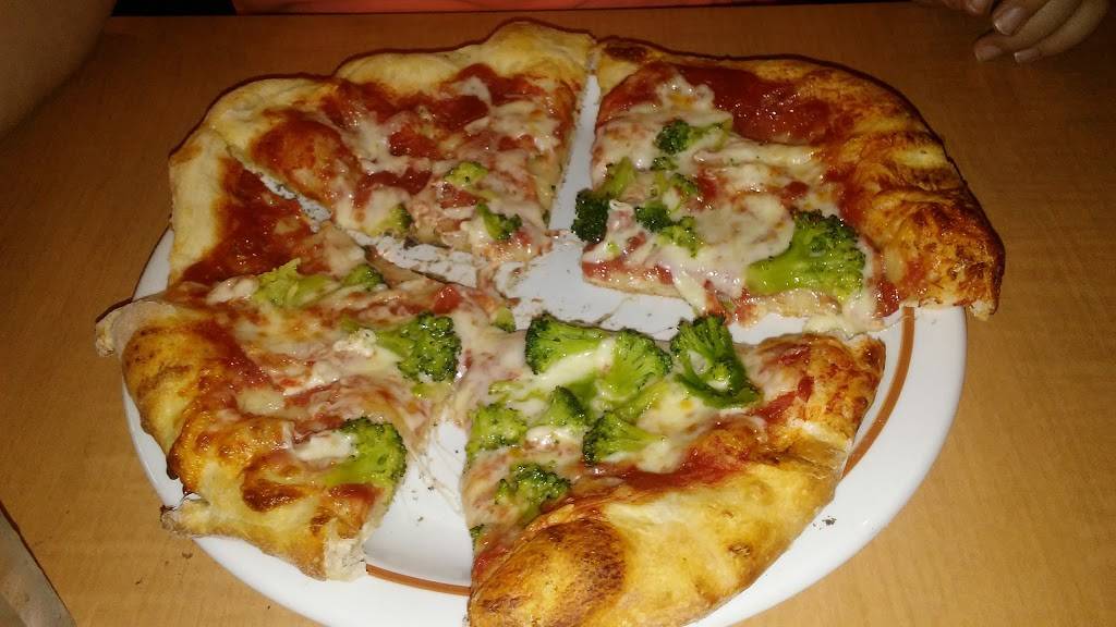 Petes Restaurant & Pizzeria | restaurant | 100 Chestnut St, Kulpmont, PA 17834, USA | 5703731600 OR +1 570-373-1600