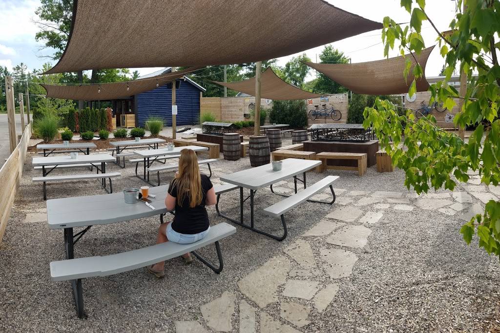 Hopscotch Brick Oven and Taproom | restaurant | 2032 US-31, Traverse City, MI 49686, USA | 2312524718 OR +1 231-252-4718