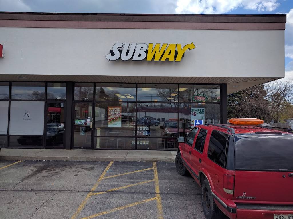 Subway | restaurant | 2221 Lathrop Ave, Racine, WI 53405, USA | 2626389585 OR +1 262-638-9585