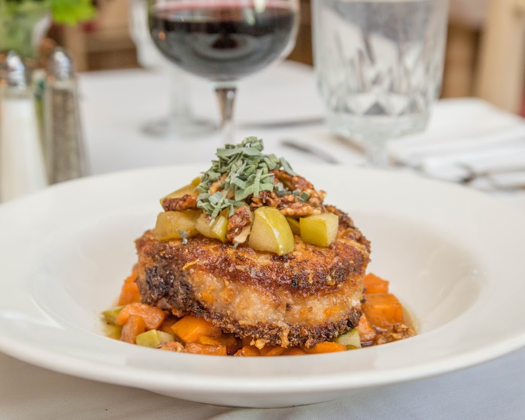 1911 Restaurant | restaurant | 1549 Glendale Ave, Petoskey, MI 49770, USA | 2313472410 OR +1 231-347-2410