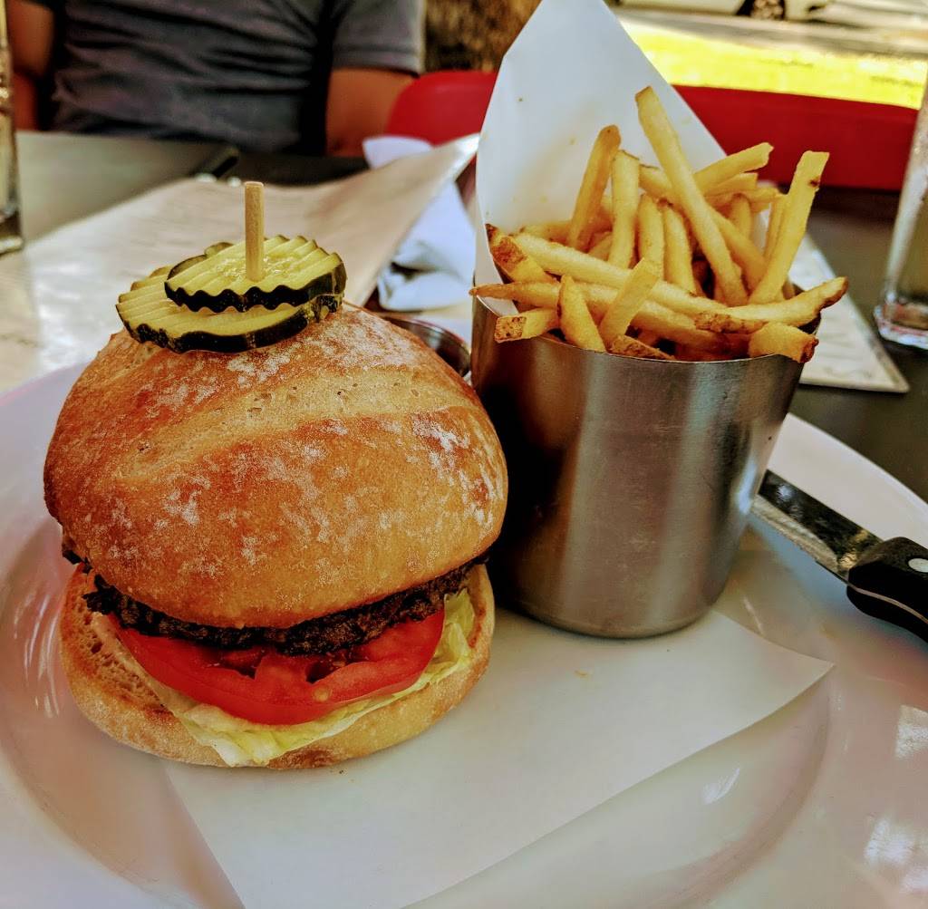 Bistro 33 | Davis | restaurant | 226 F St, Davis, CA 95616, USA | 5307564556 OR +1 530-756-4556