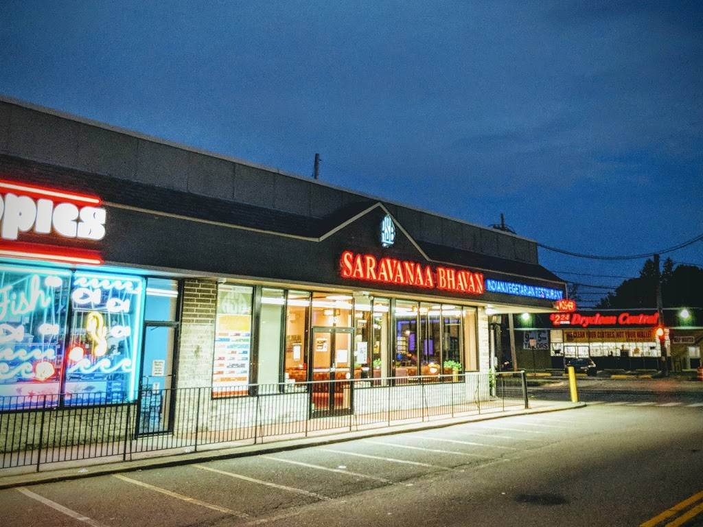 Saravanaa Bhavan | restaurant | 285 S Broadway, Hicksville, NY 11801, USA | 5162617755 OR +1 516-261-7755