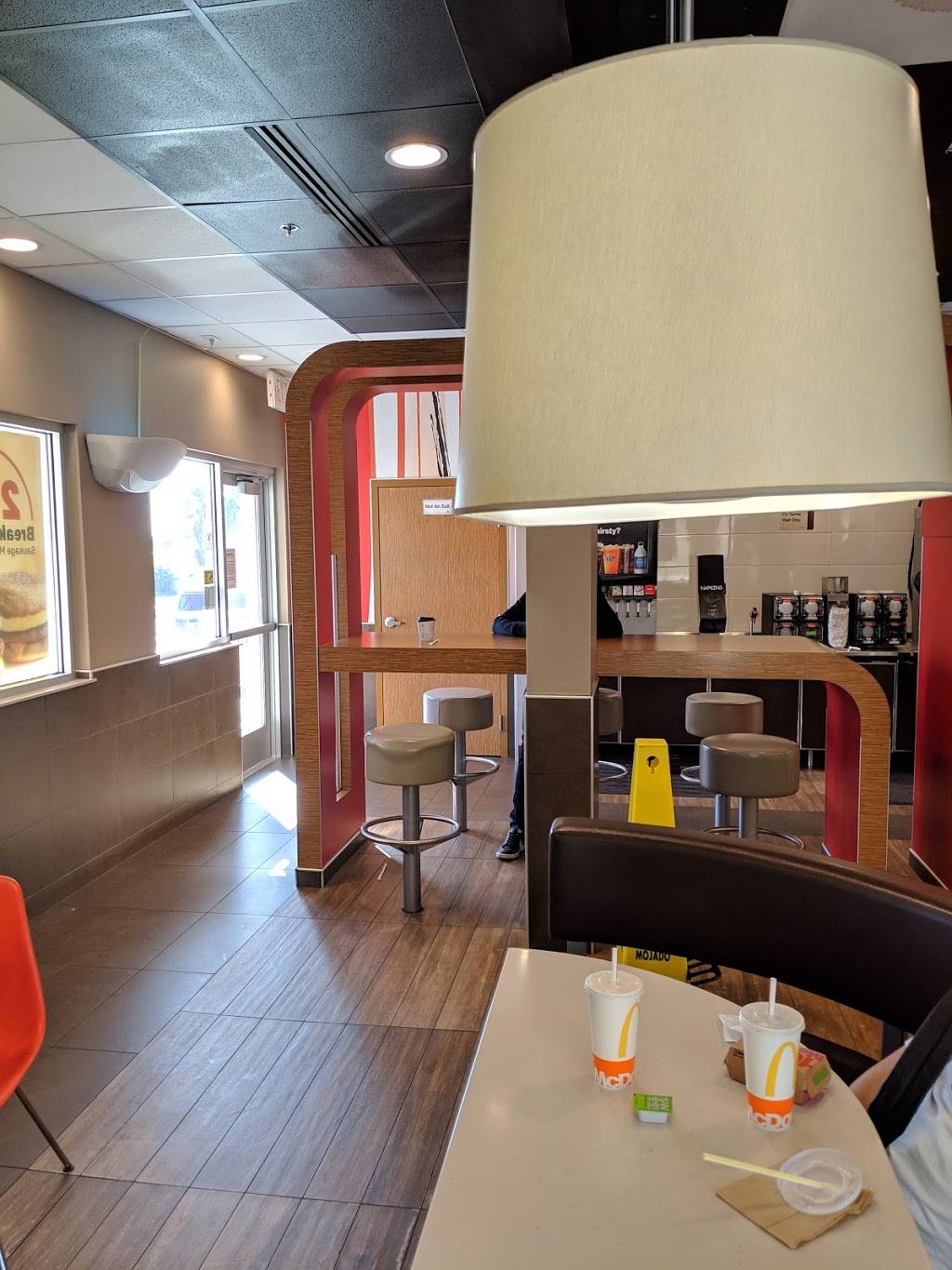 McDonalds | cafe | 4155 University Pkwy, San Bernardino, CA 92407, USA | 9098808418 OR +1 909-880-8418