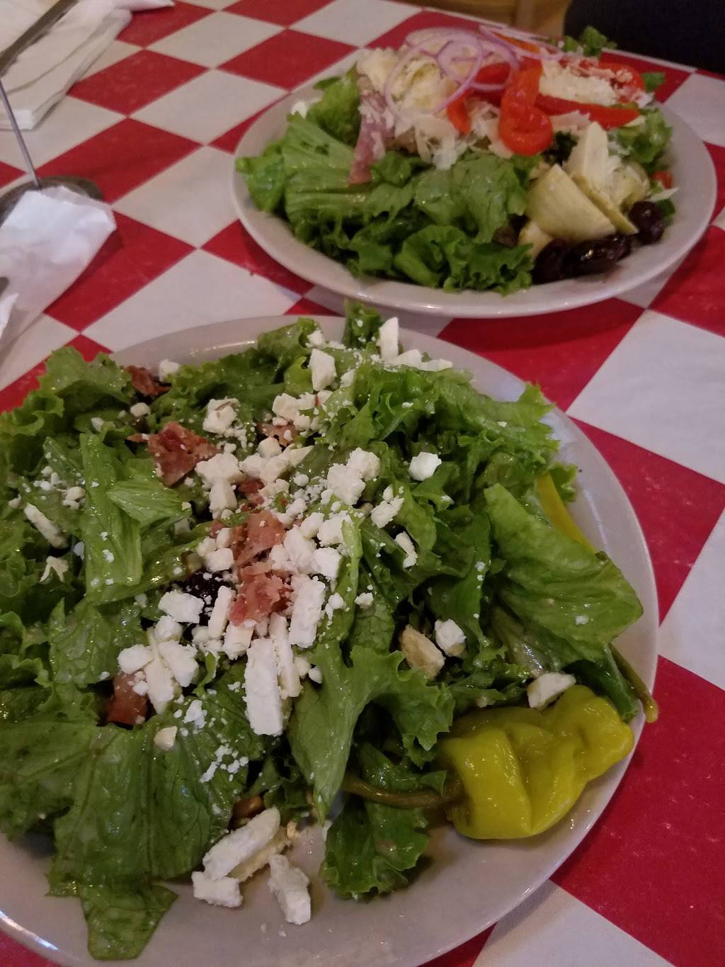 Julians Italian Pizzeria & Kitchen | restaurant | 6462 N New Braunfels Ave, San Antonio, TX 78209, USA | 2105953405 OR +1 210-595-3405