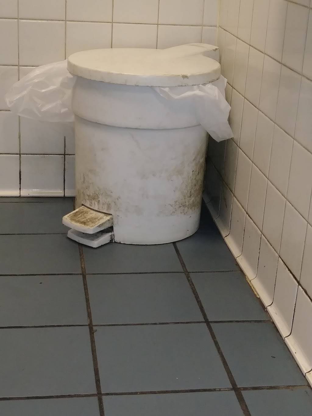 White Castle | restaurant | 3940 Ludlow Ave, Cincinnati, OH 45223, USA | 5135427291 OR +1 513-542-7291