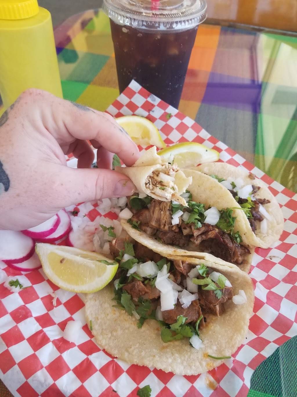 Guadalajara Restaurant | restaurant | 889 E Valley Blvd, Colton, CA 92324, USA | 9098720068 OR +1 909-872-0068