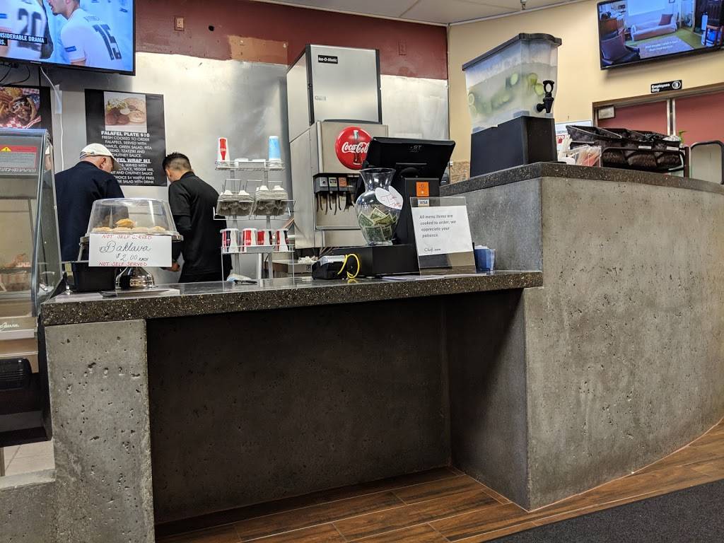 Qs Halal "Mediterranean Comfort" | restaurant | 48 Springstowne Center, Vallejo, CA 94591, USA | 7075549464 OR +1 707-554-9464