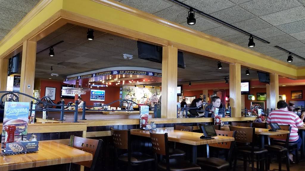 Applebees Grill + Bar | restaurant | 319 Homer Adams Pkwy, Alton, IL 62002, USA | 6184626575 OR +1 618-462-6575