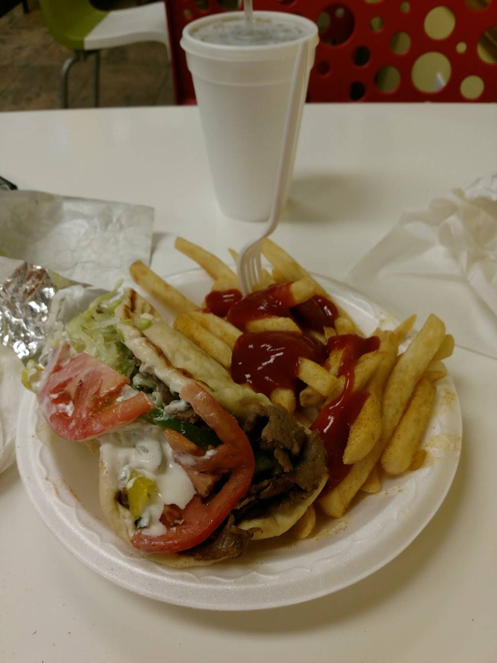 Sams Greek Café | restaurant | 1761 Tiny Town Rd, Clarksville, TN 37042, USA | 9318025583 OR +1 931-802-5583