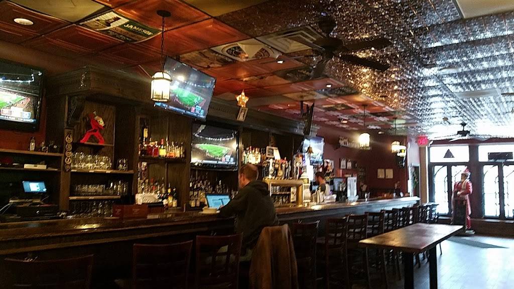 Three Lions Pub | restaurant | 4515 N Oakland Ave, Shorewood, WI 53211, USA | 4147636992 OR +1 414-763-6992