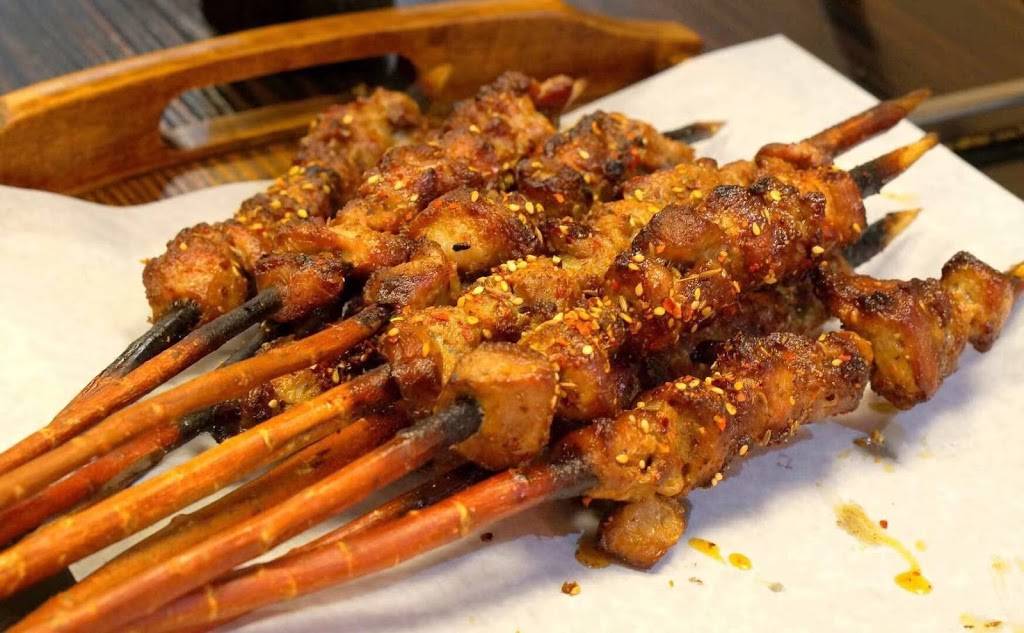 Friend BBQ 友情客串 | restaurant | 2358 S Wentworth Ave, Chicago, IL 60616, USA | 3126248153 OR +1 312-624-8153