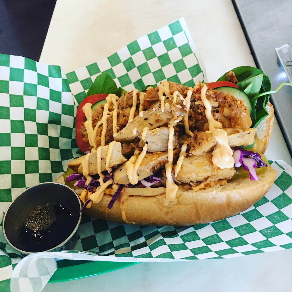 Green Earth | restaurant | 2400 N Shepherd Dr, Houston, TX 77008, USA | 8324096699 OR +1 832-409-6699