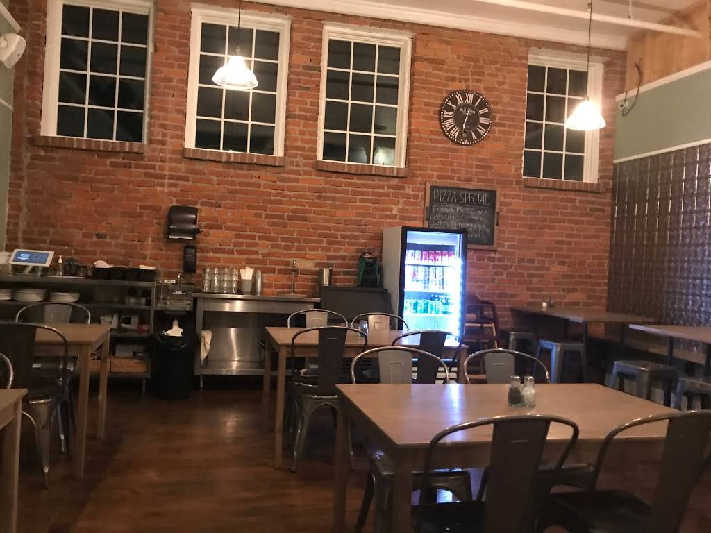 Spuntino Wood Fired Pizzeria | restaurant | 22 S Main St, Doylestown, PA 18901, USA | 2153407660 OR +1 215-340-7660