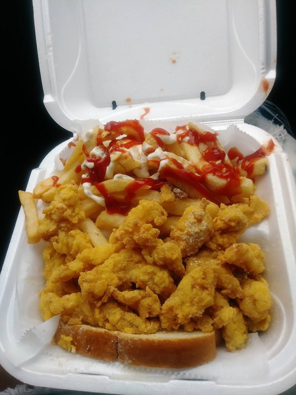 Snappers Fish & Chicken | restaurant | 17990 NW 27th Ave, Miami Gardens, FL 33056, USA | 3056218570 OR +1 305-621-8570