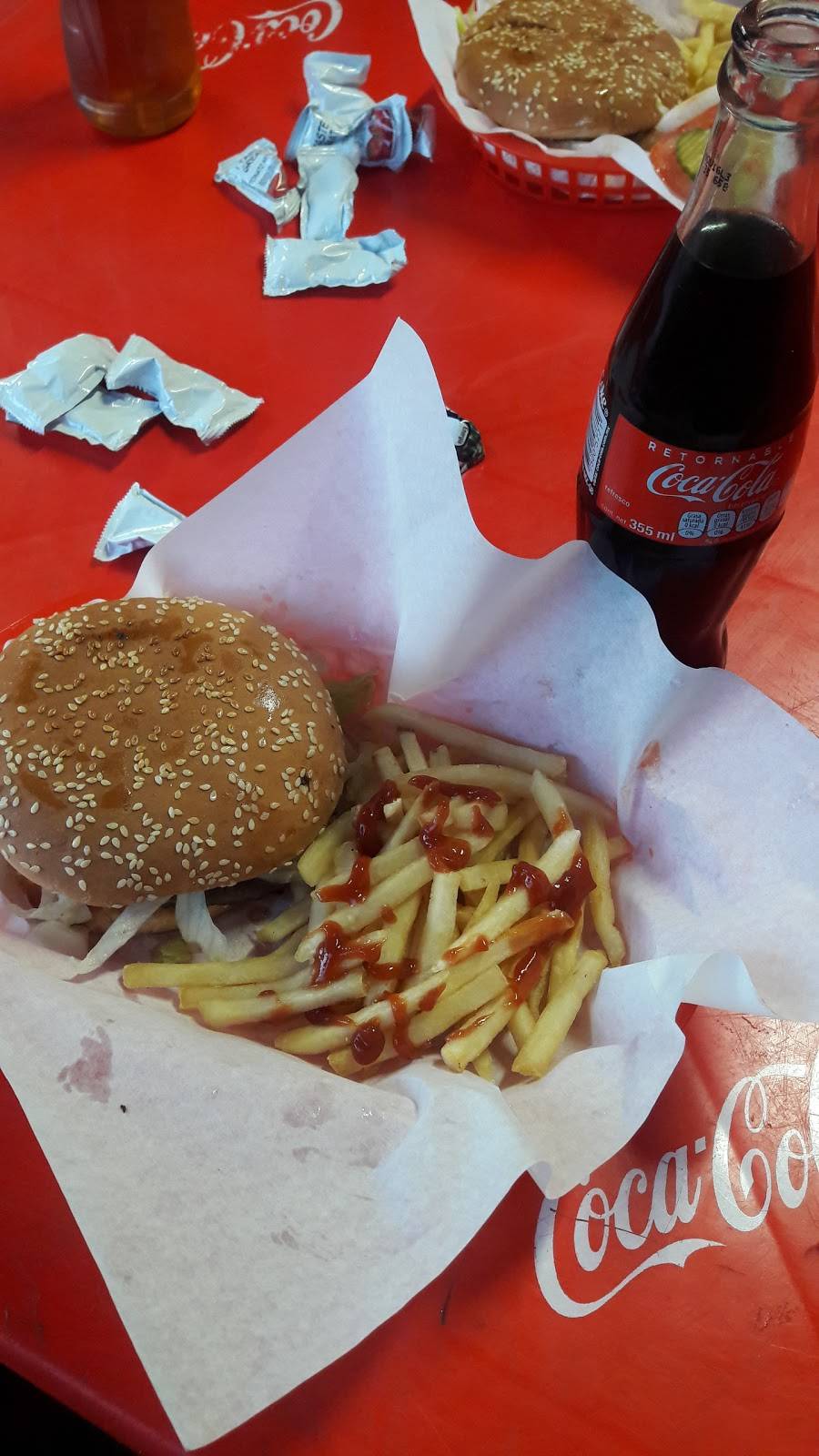 Xtreme Pizza | restaurant | Calle del Agricola 11, Villa del Campo, 22254 Tijuana, B.C., Mexico | 016648641932 OR +52 664 864 1932