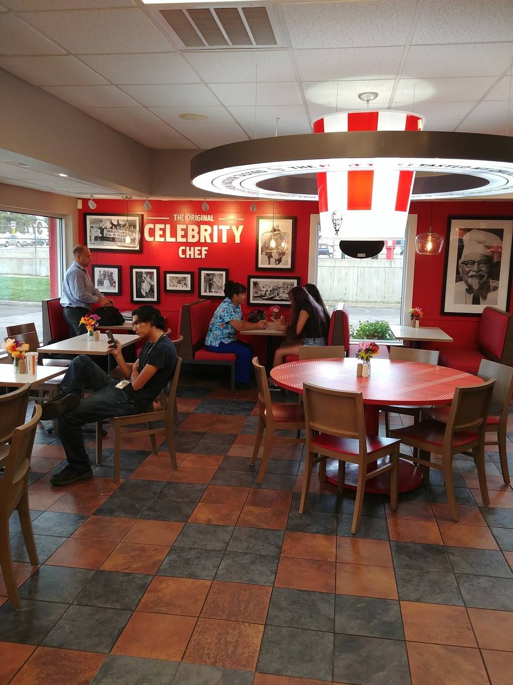 A&W Restaurant | restaurant | 3775 Austin Bluffs Pkwy, Colorado Springs, CO 80918, USA | 7195990880 OR +1 719-599-0880