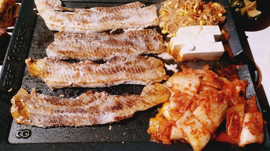 Eight Korean BBQ | restaurant | 863 S Western Ave, Los Angeles, CA 90005, USA | 2133651750 OR +1 213-365-1750