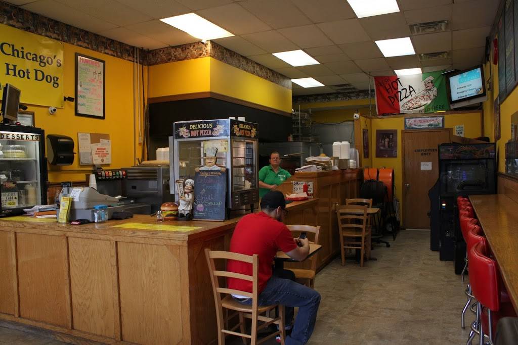 Munchies Gyros & Pizza | restaurant | 3682 N Elston Ave, Chicago, IL 60618, USA | 7735837882 OR +1 773-583-7882