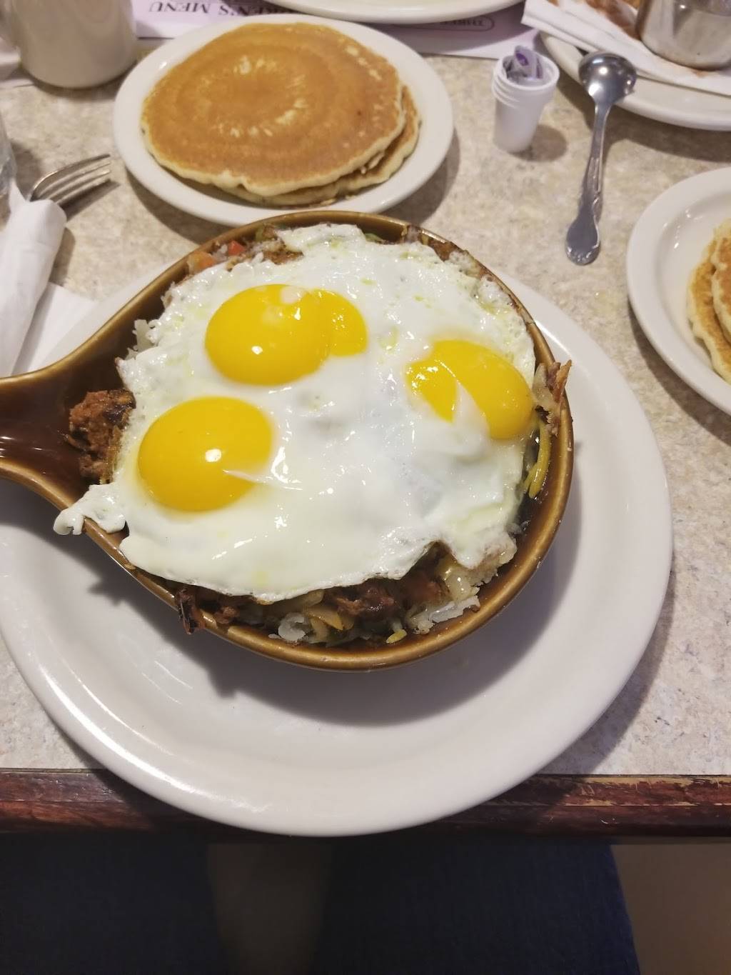 Three Sons Restaurant | restaurant | 6200 S Archer Ave, Chicago, IL 60638, USA | 7735852767 OR +1 773-585-2767