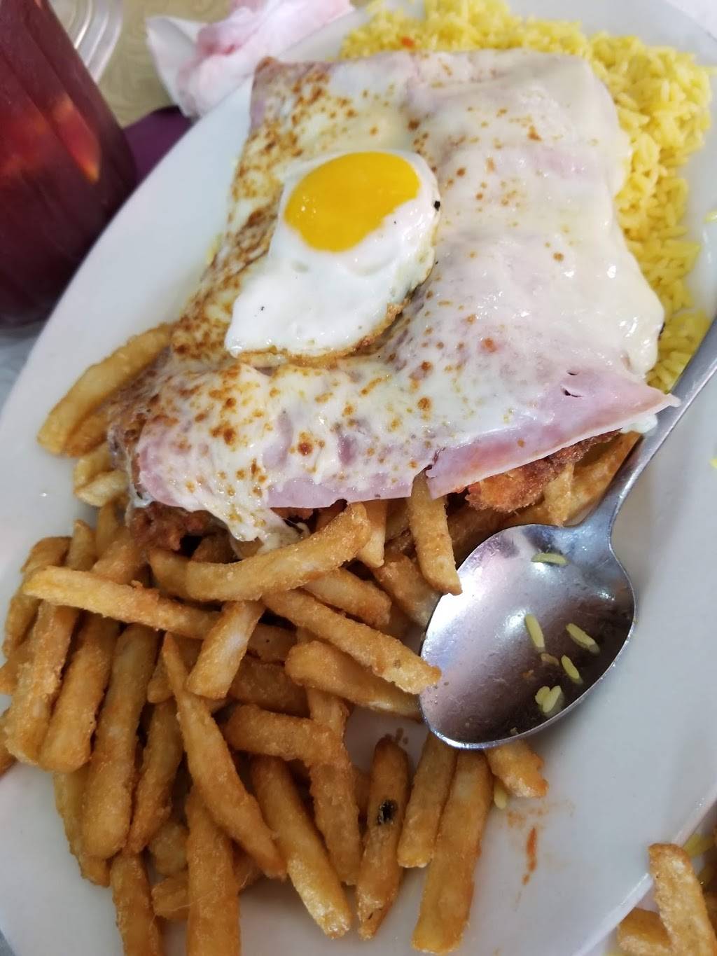 Taberna Grill | restaurant | 1060 Sheridan Ave, Elizabeth, NJ 07208, USA | 9082820725 OR +1 908-282-0725