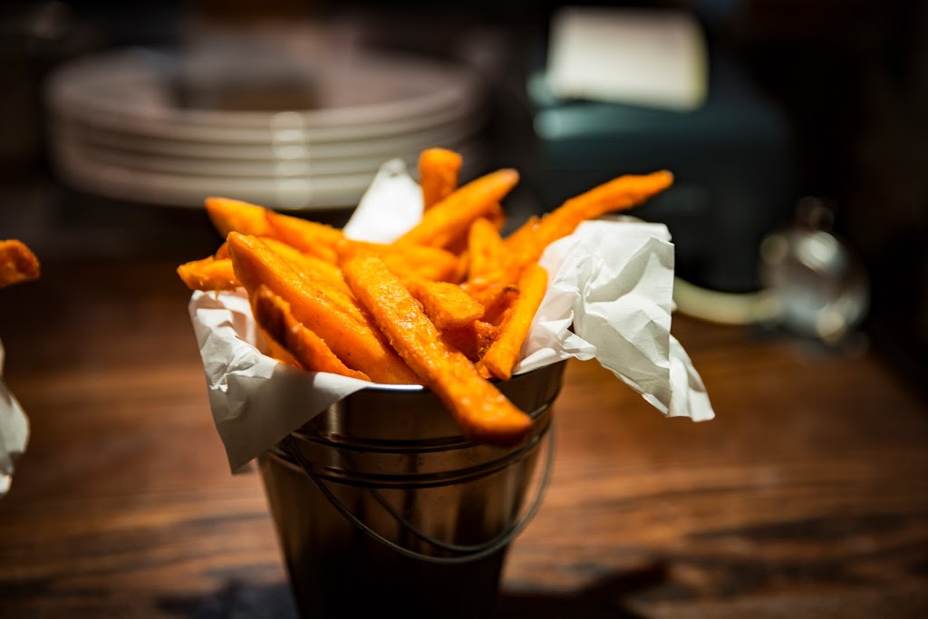 Roadhouse | restaurant | 7000 W Camino Real, Boca Raton, FL 33433, USA | 5615448100 OR +1 561-544-8100