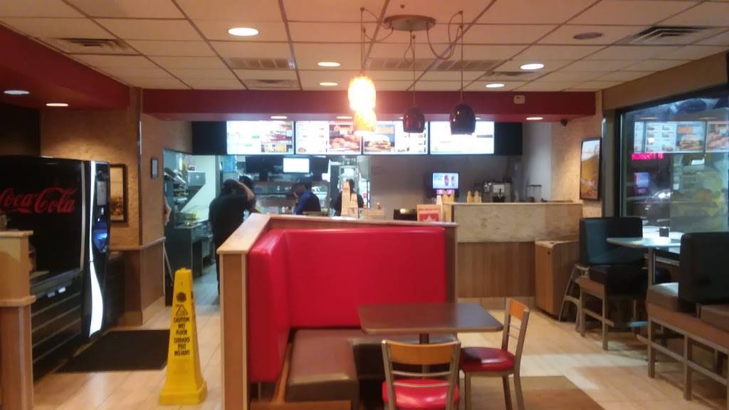 Burger King | restaurant | 116 Highway 332 West, Lake Jackson, TX 77566, USA | 9792972499 OR +1 979-297-2499