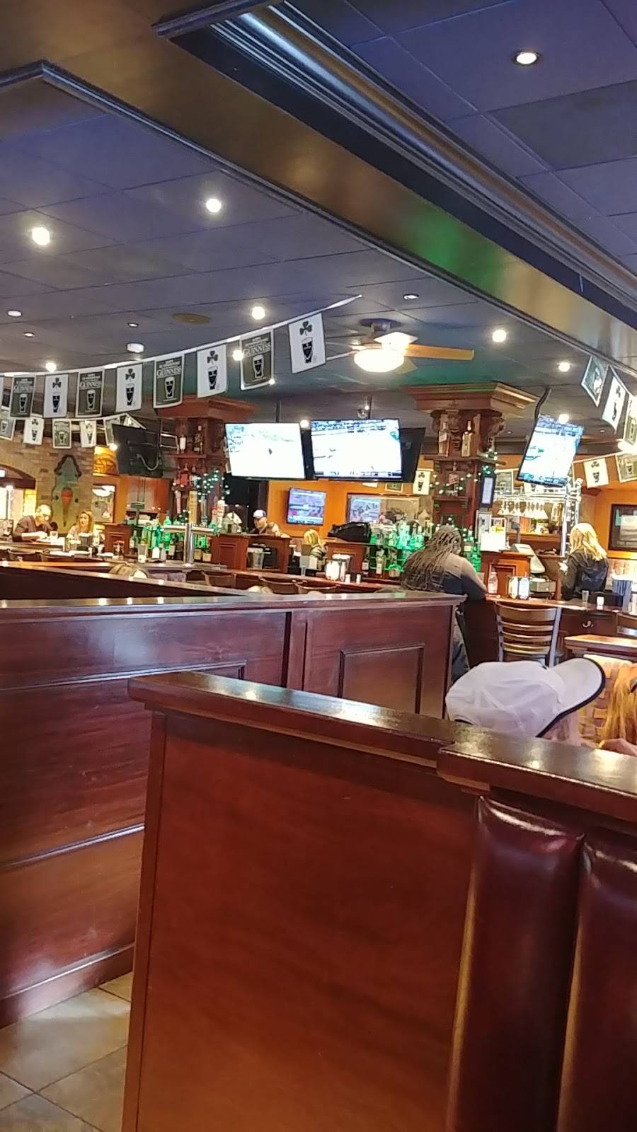 Houlihans | restaurant | 1735 US-46, Parsippany, NJ 07054, USA | 9733344900 OR +1 973-334-4900