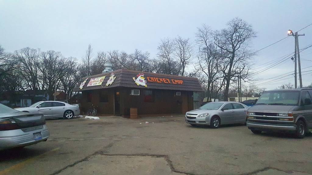 Chicken Coop | restaurant | 2544 Sanford St, Muskegon, MI 49444, USA | 2317335516 OR +1 231-733-5516