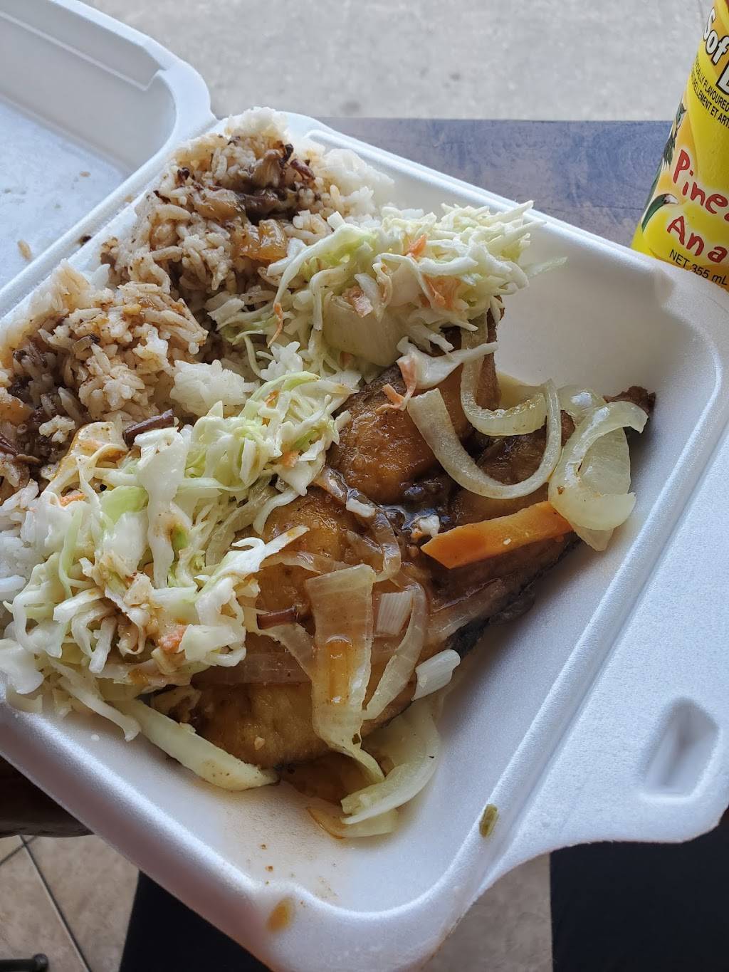 Potluck | restaurant | 6590 Meadowvale Town Centre Cir, Mississauga, ON L5N 4B7, Canada | 9058262223 OR +1 905-826-2223