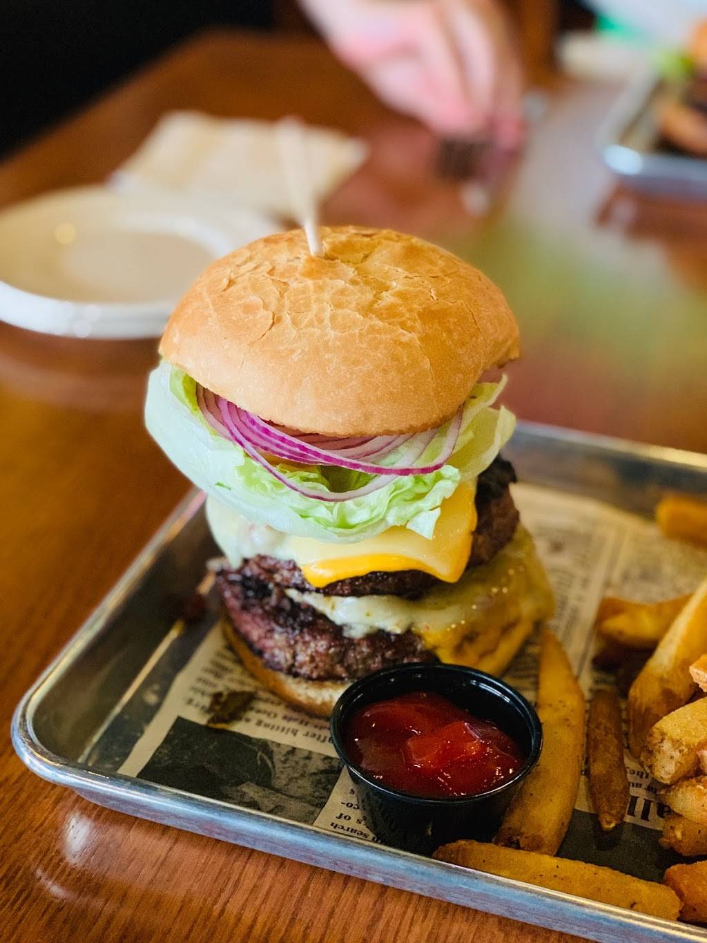 Union Grill and Tap | restaurant | 1686 N Higley Rd Suite #101, Gilbert, AZ 85234, USA | 4809355800 OR +1 480-935-5800