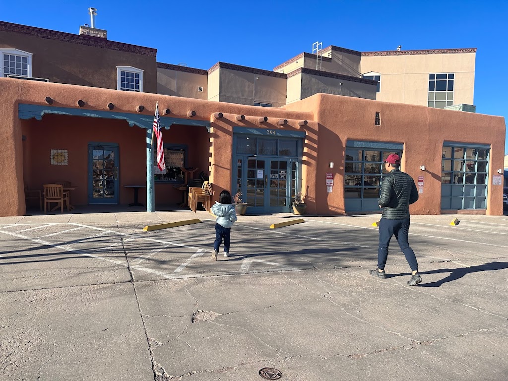 Saveur Bistro | restaurant | 204 Montezuma Ave, Santa Fe, NM 87501, USA | 5059894200 OR +1 505-989-4200