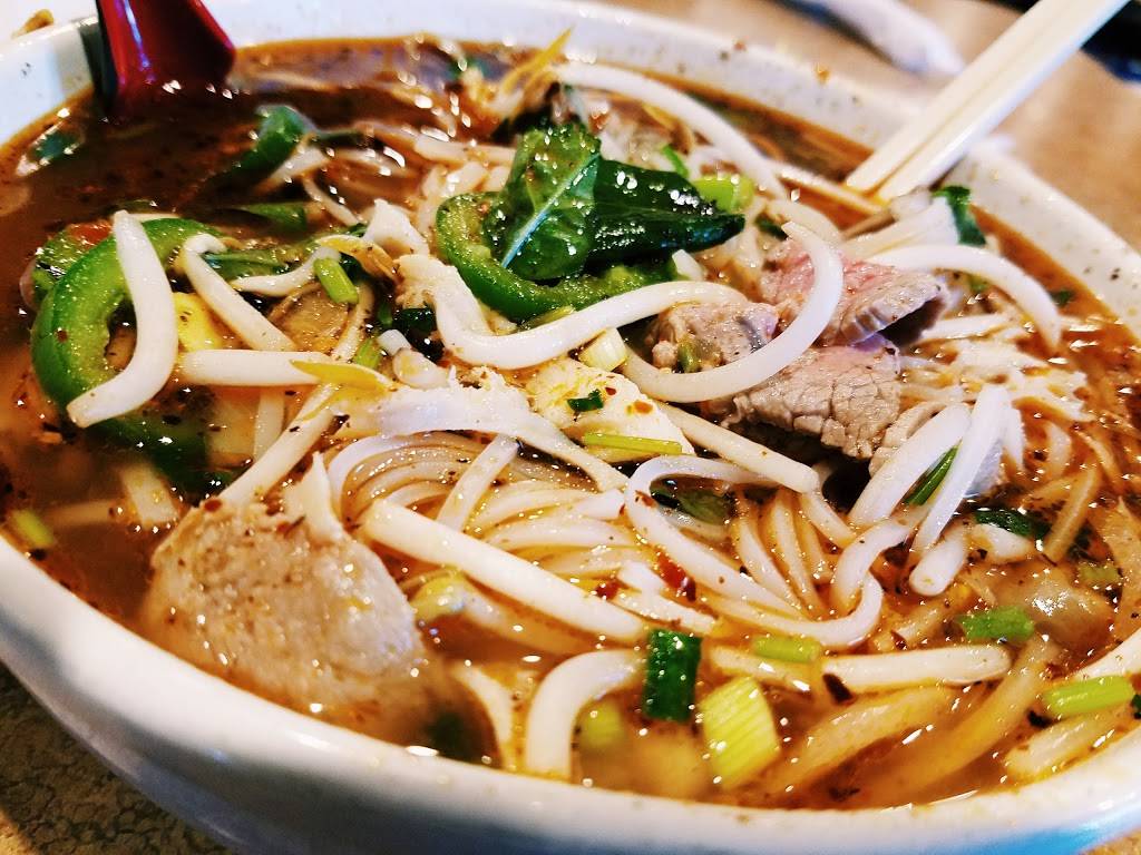 Fawns Asian Cuisine | restaurant | 1107 E University Ave, Des Moines, IA 50316, USA | 5152660664 OR +1 515-266-0664