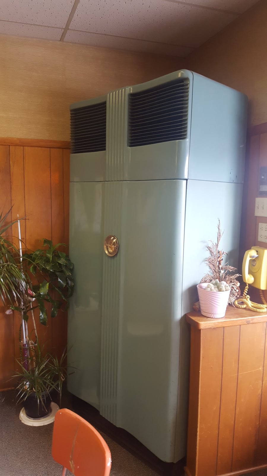 Bobs Cafe | restaurant | 610 5th Ave, Belle Fourche, SD 57717, USA | 6058924298 OR +1 605-892-4298