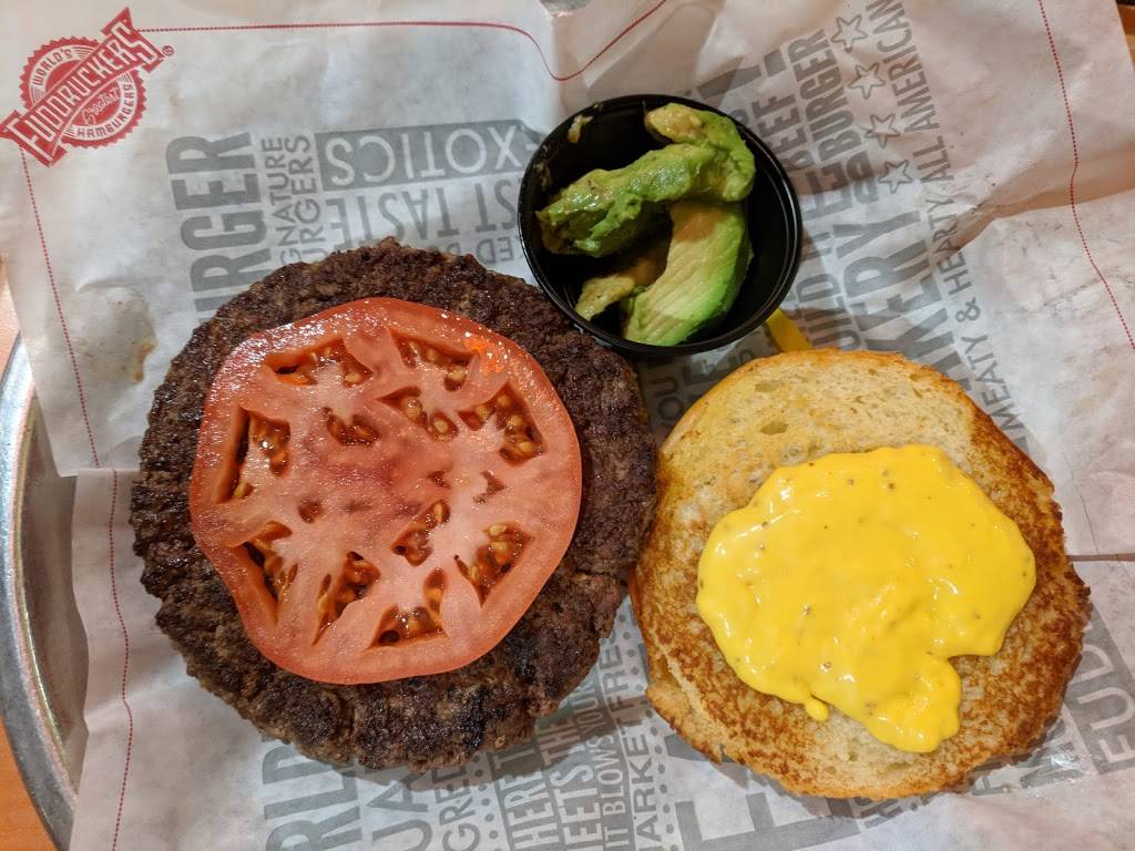 Fuddruckers | restaurant | Shopping Center, 550 Turnpike St, North Andover, MA 01845, USA | 9785571100 OR +1 978-557-1100