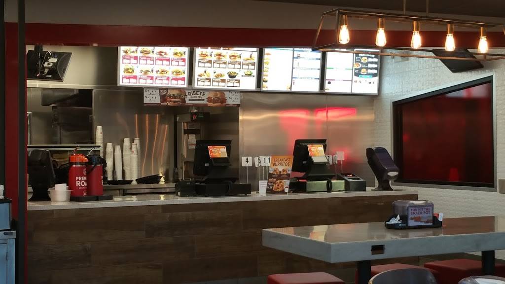 Jack in the Box | restaurant | 2210 S Harbor Blvd, Anaheim, CA 92802, USA | 7147401131 OR +1 714-740-1131