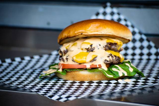 Rouge A Rouxs | restaurant | 10213 W Robert Wilson Rd, Gonzales, LA 70737, USA | 2253043685 OR +1 225-304-3685